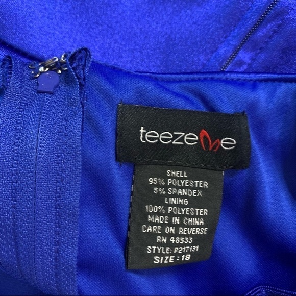 Teeze Me New With Tags Size 18 Blue Satin Cocktail A-Line Party Dress - Picture 11 of 13
